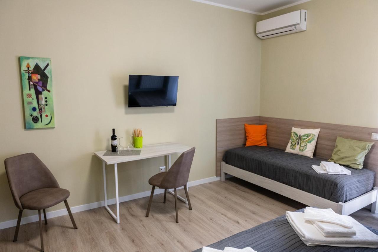 Bacco E Barocco Bed & Breakfast Lecce Exterior photo