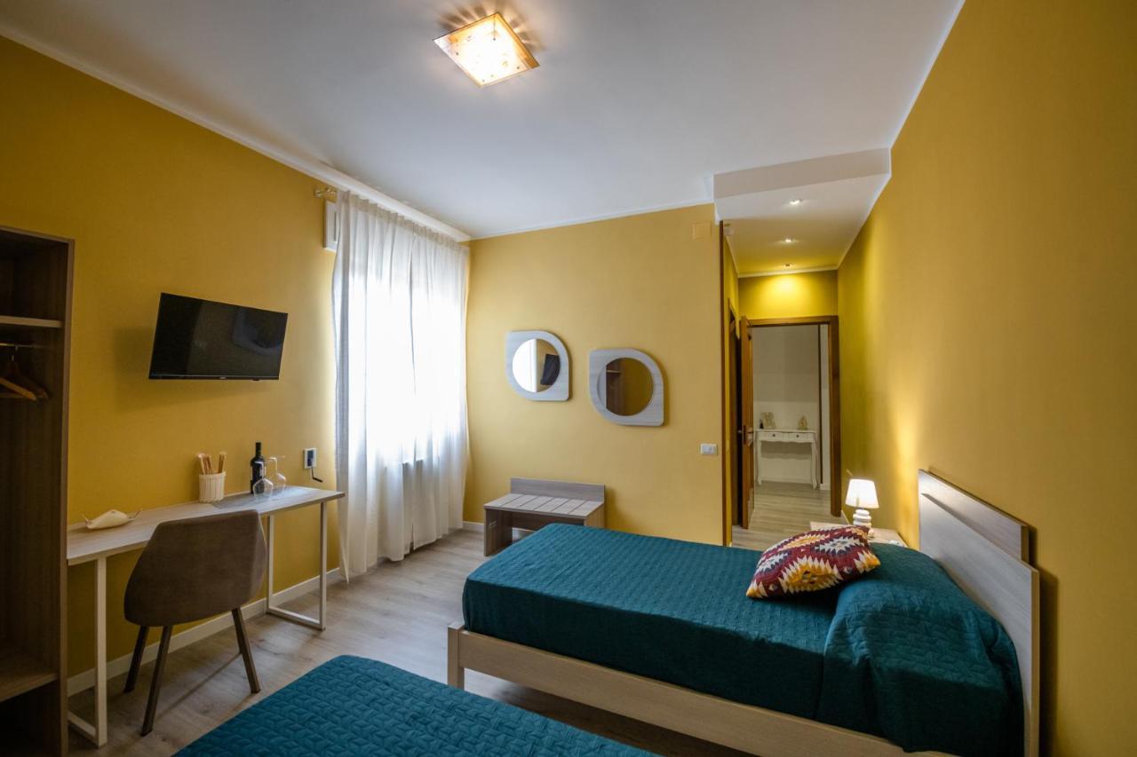 Bacco E Barocco Bed & Breakfast Lecce Exterior photo